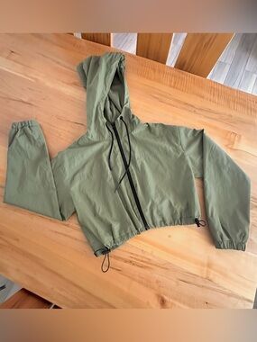 Windbreaker waterproof crop jacket S